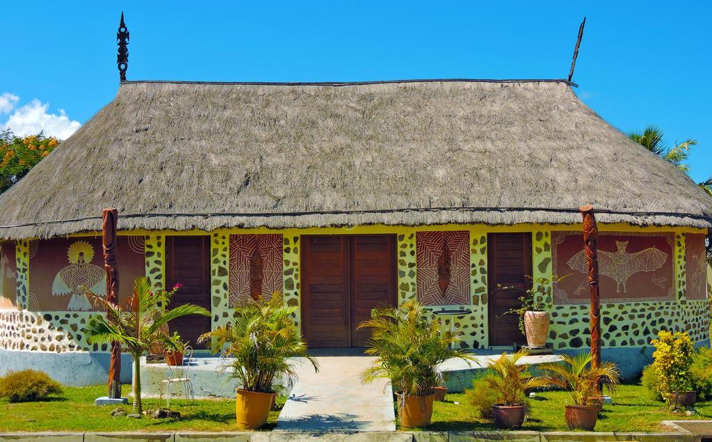 Hotel Koniambo Koné Exterior foto