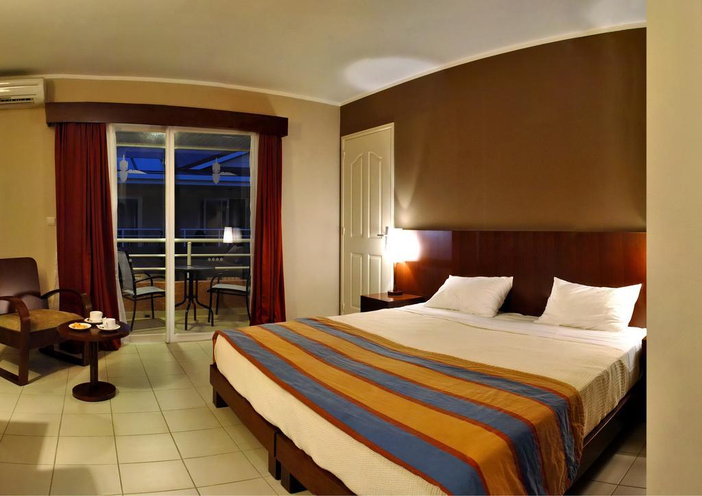 Hotel Koniambo Koné Zimmer foto